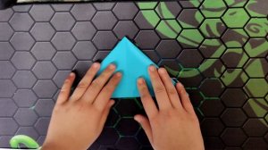 Как сделать бабочку ЗА 5 МИНУТ БЕЗ КЛЕЯ из бумаги оригами DIY.