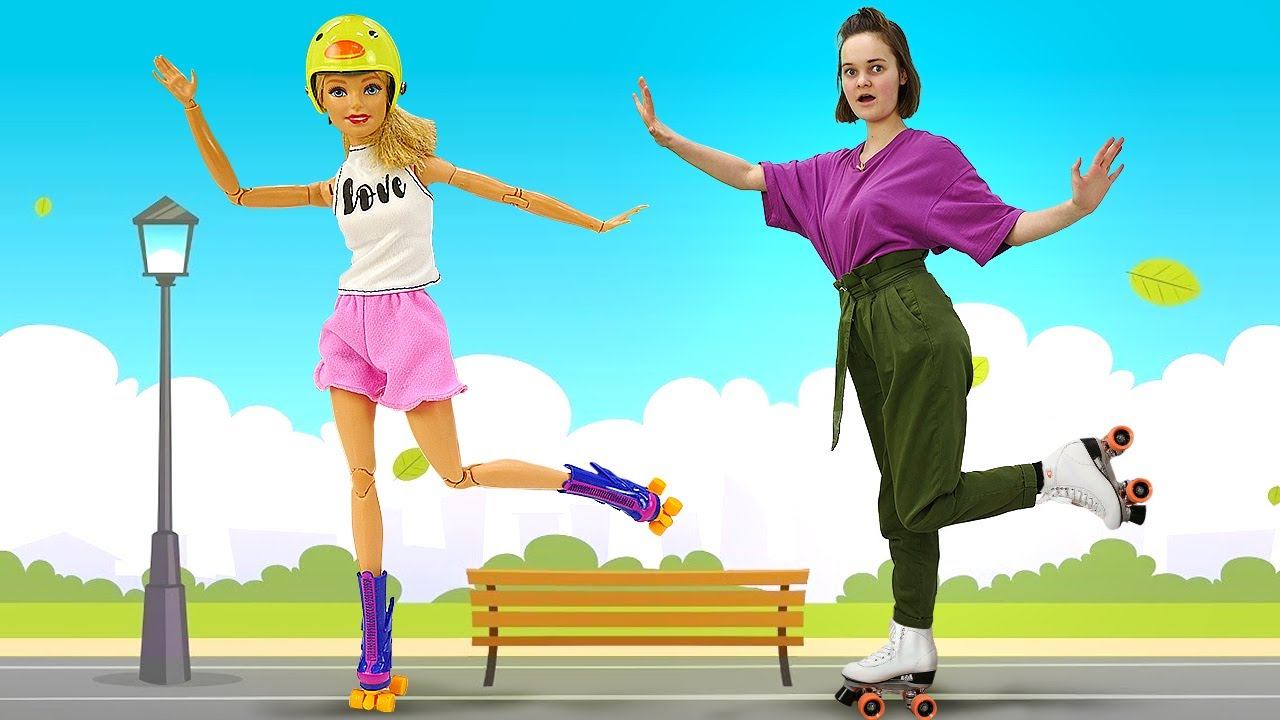 Игры для девочек одевалки - Кукла Барби катается на роликах! – Смешные видео для детей с Barbie смотреть онлайн