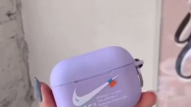 Чехлы для наушников Airpods 1/2/3/Pro/Max смотреть онлайн