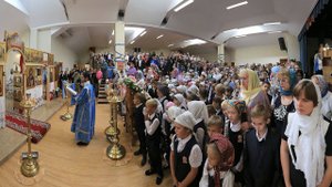 1 сентября в Троицкой Православной школе   1080 HD