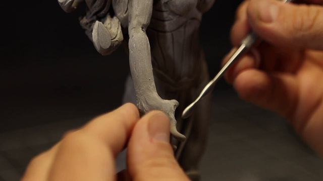 Sculpting Wonder Woman смотреть онлайн