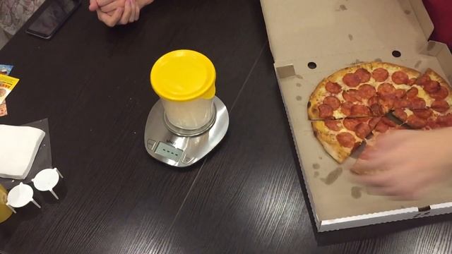 Обзор доставки PIZZA BOOM/Везли как будто из Италии смотреть онлайн