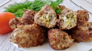 КОТЛЕТЫ С СЮРПРИЗОМ - очень простой и вкусный рецепт