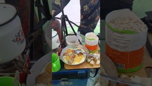 Зимняя рыбалка с НОЧЁВКОЙ в полатке, КОМФОРТ как ДОМА!!! Ловлю на КОМБАЙНЫ ЛЕЩА!!!