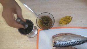 Как засолить скумбрию Скумбрия соленая с маслом и луком