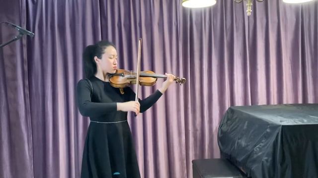 Henryk Wieniawski : Etudes—caprices, Op.18, No.2 in E-Flat Minor (1) ——Xiaoqiao Xu смотреть онлайн