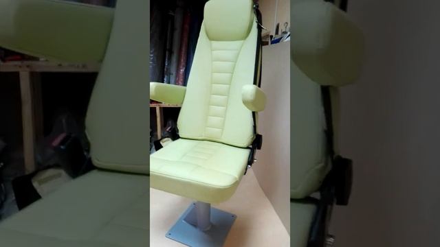 Сиденье поворотное ULTRAKRESLA смотреть онлайн