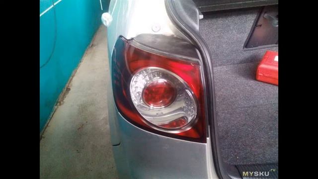 Замена красных светодиодов в задние фонари авто, где купить kingbright KAA-3528SURKSYKC | #Обзор
