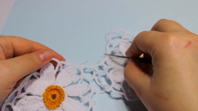 ВЯЗАНИЕ КРЮЧКОМ ЦВЕТКА Как соединять ромашки How To Crochet Daisy Вяжем по схемам
