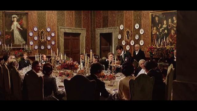 Италия. Сцена с тремя пирогами отдаленно напоминает осетинское застолье. смотреть онлайн