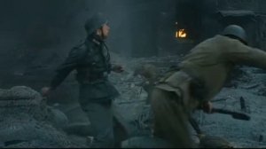 НАВАЛЯЛИ КАРАТЕЛЯМ В РУКОПАШНОЙ СХВАТКЕ !!! СТАЛИНГРАД !