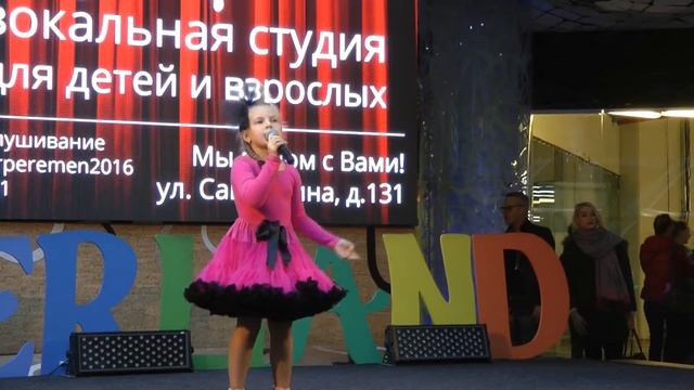 Песня Крокодил, исполняет Маруся Олькова (5 лет)