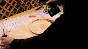 How to make a circle with a router. Как сделать круг с помощью фрезера.