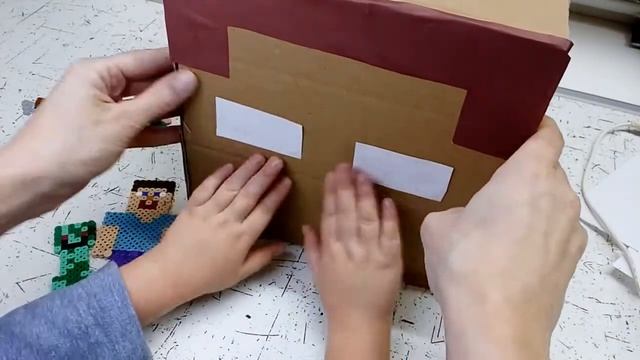 Маска Стива из майнкрафт своими руками.