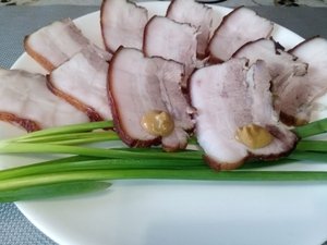 ГРУДИНКА В ПИВЕ.