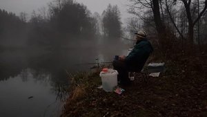 Поймать Леща Еще Можно! Рыбалка с Ночевкой. Лещ на Фидер на Реке Поздней Осенью. Рыбалка в Ноябре.
