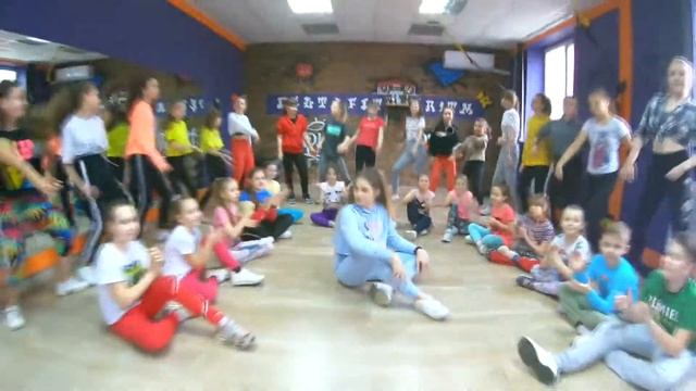 Танцевальная группа RITM! СВЕТЛОГОРСК смотреть онлайн