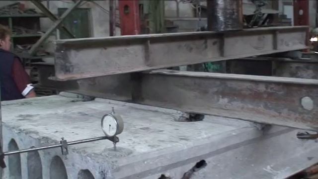 Испытания плиты усиленное углеволокном (углебинтом) на основе  базальта