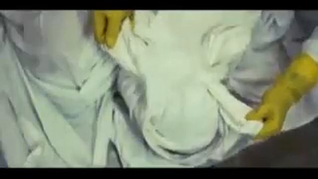 Стих о смерти Умирают совсем молодыми до седин иногда не дожив смотреть онлайн