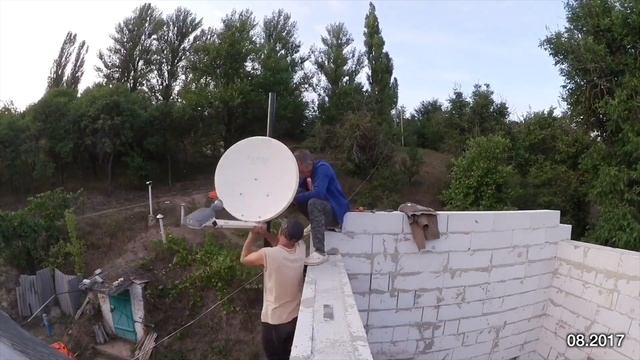 Підготовка до ЗНОСУ ДАХУ. Переносим антени / Як все починалось #28