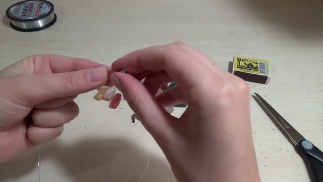 DIY: простые бусы из натурального камня