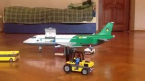 День в аэропорту. Лего