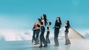 IVE I AM but Wonyoung Airplane Meme!!!