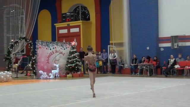 Художественная гимнастика турнир "ЗИМНЯЯ СКАЗКА" Королькова Елизавета (мяч) 23.12.2018. смотреть онлайн