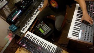 Donna Summer- I Feel Love- Luke Neptune remix(OB-6, Prophet 6, JX10, MPC, RC505, TR8).mp4