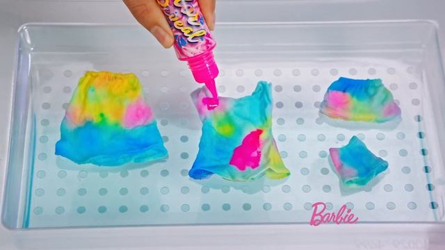 ? Barbie Color Reveal neónová batika darčekový set je kompletné módne štúdio! ?  Barbie SK  AD