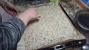 Хлебцы в домашних условиях ,два рецепта. Лучше магазинных!!!