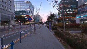 Зимняя прогулка по улице Магок в Сеуле в пятницу вечером - Путеводитель по Корее в формате 4K HDR