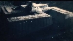 Ниара Айсли в MILAB и ее рабский труд на Луне