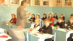 Урок ИЗО в 3 классе «Мамин платок»