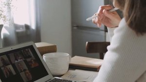 ПЕРЕВЕЛ деньги МОШЕННИКУ? Как ВЕРНУТЬ деньги, если вас КИНУЛИ