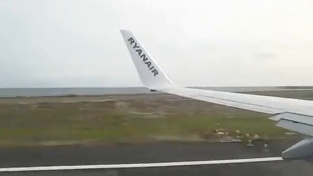 Departure from Larnaca Airport with Ryanair 26 01 11 YouTube смотреть онлайн