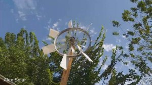 Ветряк из колеса. Работает от 3 м/с. Windmill from a bicycle wheel