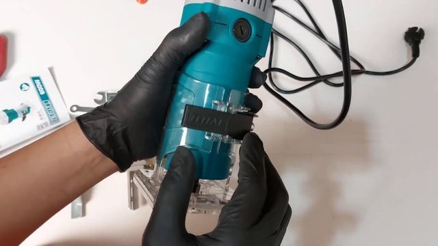 TRIMMER TOTAL TL6001-SIAP KERJA KERAS