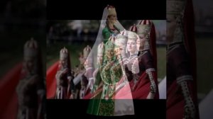 Национальные кабардинские и адыгейские костюмы .