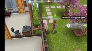 Как усыновить ребенка в Sims freeplay