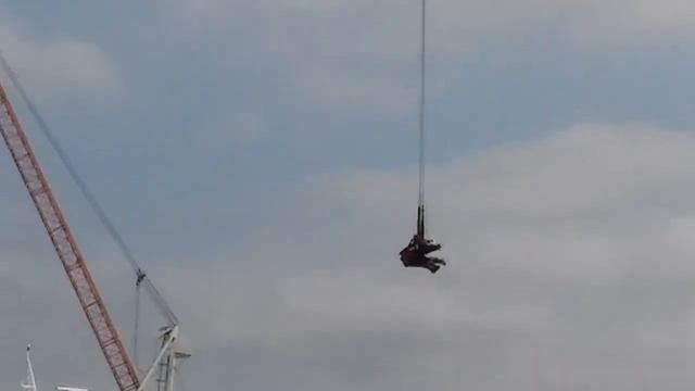 КАК РЕМОНТИРУЮТ СУДА смотреть онлайн