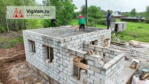 Бетонное перекрытие второго этажа дома из газобетона