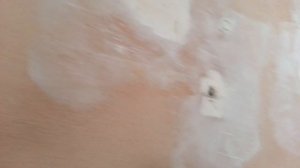 Замазка сколов на стене. Латексная шпатлевка. Тест на усадку и высыхание.