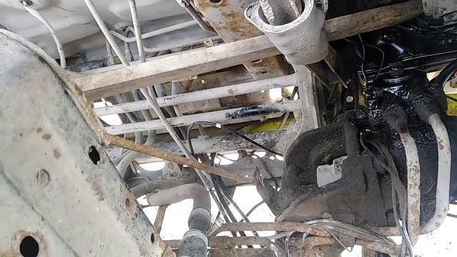 Замена сальник на рулевом редукторе Mitsubishi Fuso Fighter