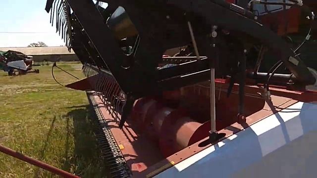 Запуск молотилки Акрос 585. смотреть онлайн