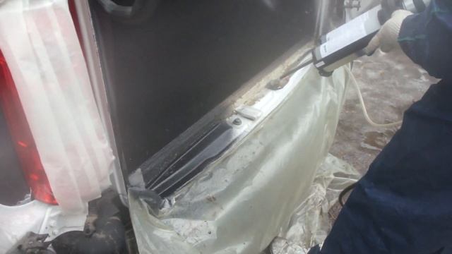 Напыление полимочевины на автомобиль смотреть онлайн