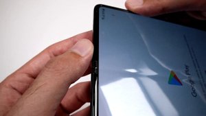 Распаковка Samsung Galaxy Z Fold3: лучший способ потратить 170 тысяч?
