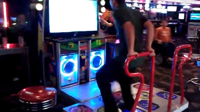 Crazy dance game legs смотреть онлайн