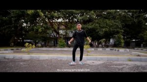 Rahmat Tahalu - MANTAN AMAN? (Official Music Video) ft. Dhito Ali & Rizki Ibrahim