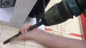 Отбойный молоток Makita hm1203c